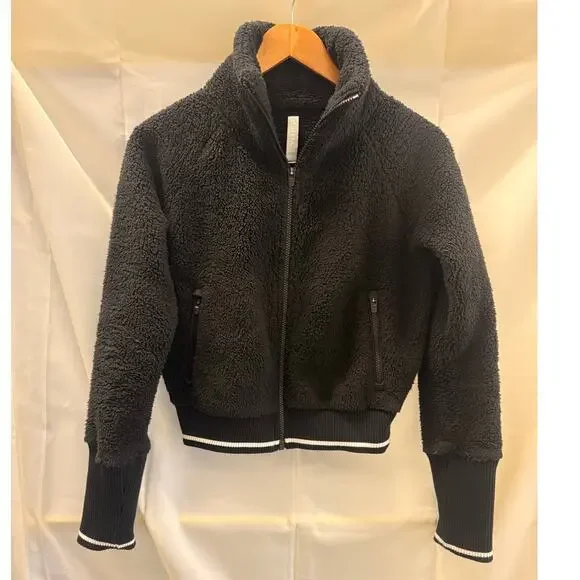 Athleta Black Tugga Sherpa Jacket XXS Fall‎ Winter Hiking Explore Casual